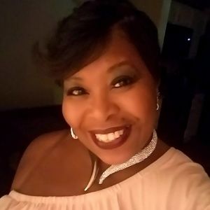 Meet your Posher, Sonya